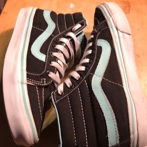 Men black and teal hi top Vans